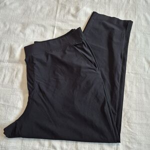 Athleta women's size 18 Brooklyn Ankle Pant, black 4 pockets EUC